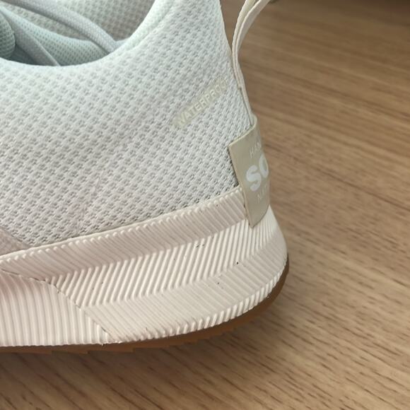 Sorel White and Cream Women's Sneakers - Picture 9 of 15